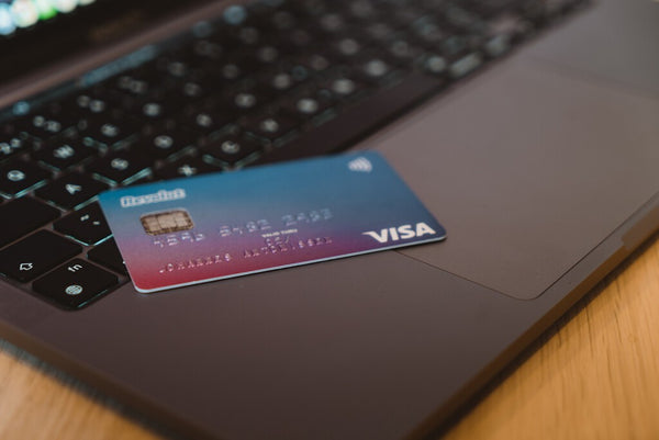 Más del doble de mexicanos compra en Mercado Libre que en Amazon, pero Amazon tiene el mejor índice de satisfacción: IFT