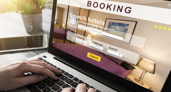 Datos expuestos de millones de clientes de Booking, Expedia y otras empresas similares
